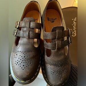 Doc Marten Mary Jane Shore/ sz 8 leather